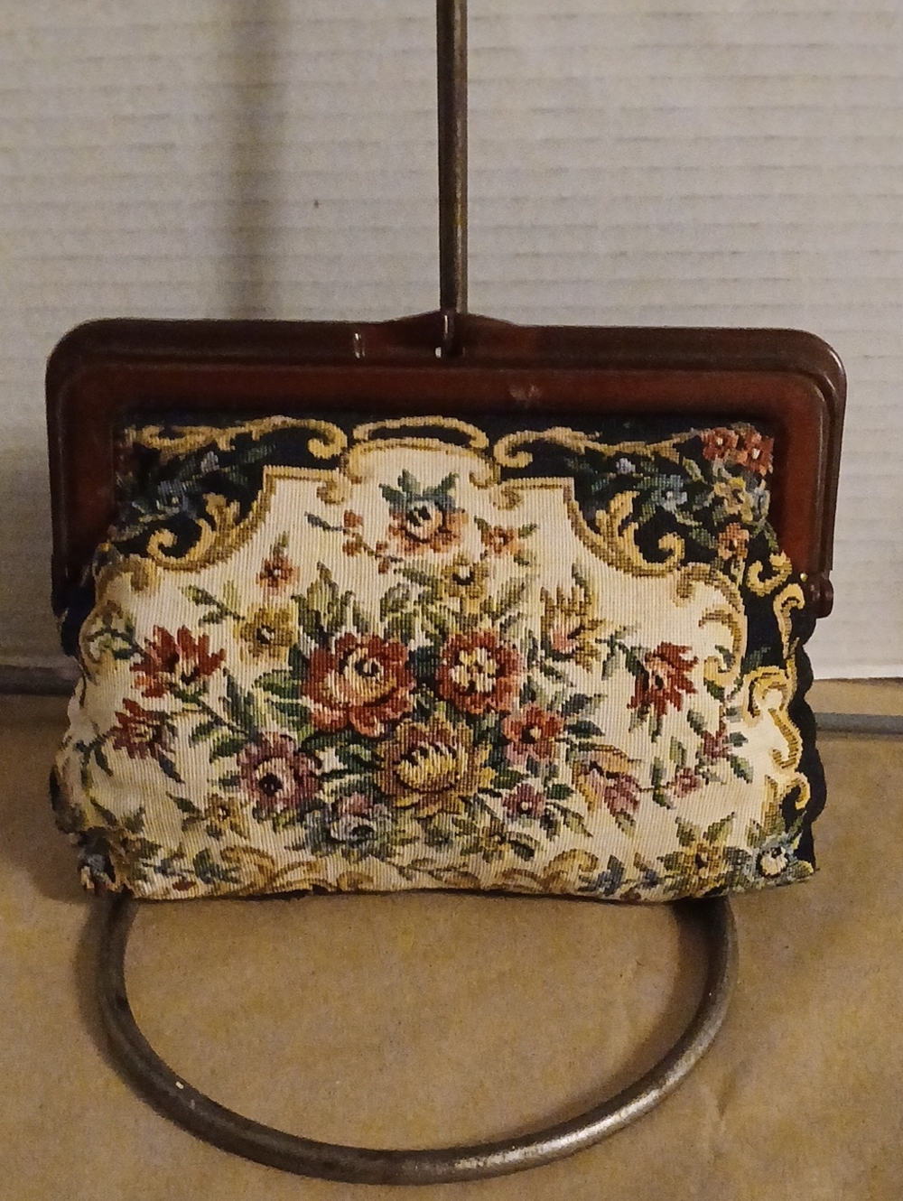 Vintage Floral Tapestry Clutch Bag - Cream and Multicolor